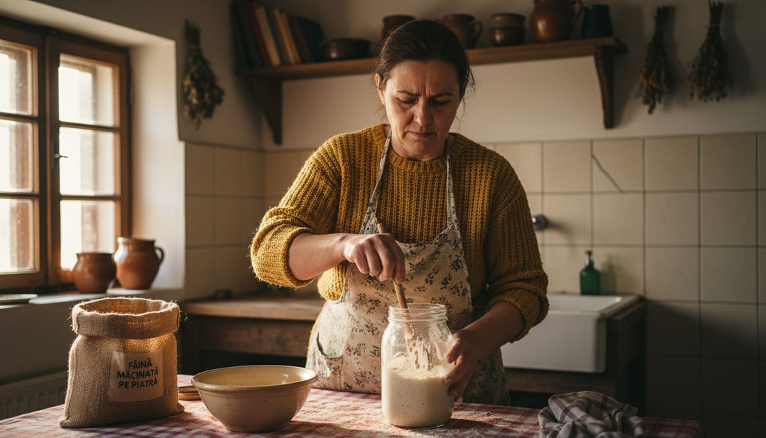 O femeie amestecă maiaua în bucătăria ei de acasă, pregătindu-se să coacă pâine proaspătă.